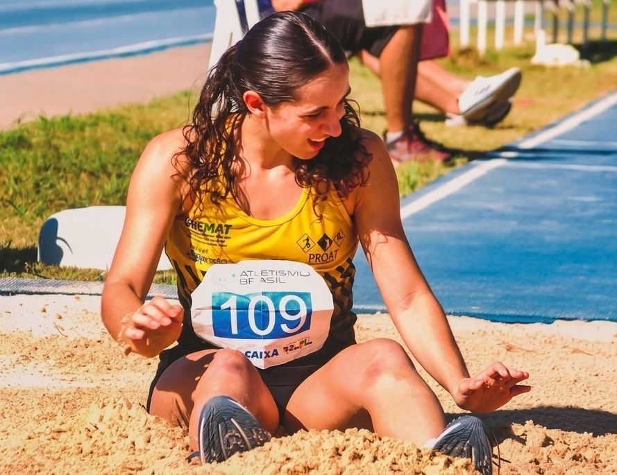 Equipe da Unemat conquista terceiro lugar geral no feminino no estadual sub-20 de atletismo