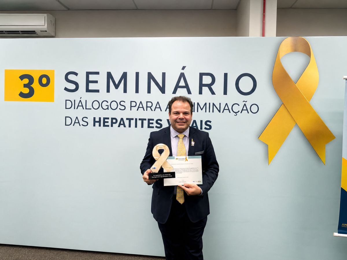 Professor da Unemat é reconhecido pelo Ministério da Saúde por contribuição na eliminação das hepatites virais